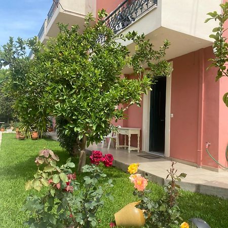 Lividio Apartment Лефкада Екстериор снимка